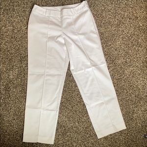 5/$22 white cropped pants size 8